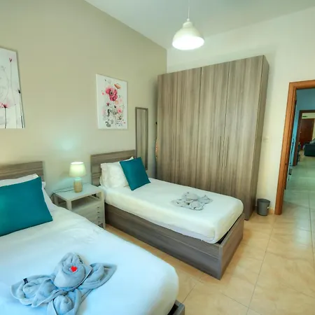 Appartement 3bedroom House With Yard And Roof Terrace Czer1-1 *