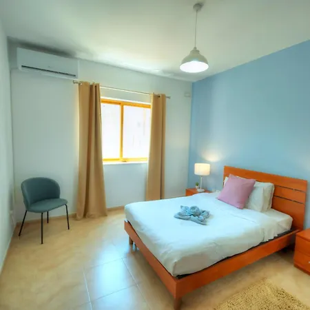 Appartement 3bedroom House With Yard And Roof Terrace Czer1-1