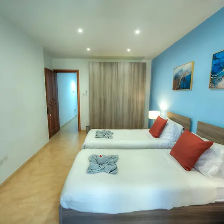 3bedroom House With Yard And Roof Terrace Czer1-1 公寓