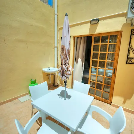 3bedroom House With Yard And Roof Terrace Czer1-1 아파트 슬리에마