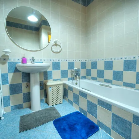 Apartment 3bedroom House With Yard And Roof Terrace Czer1-1